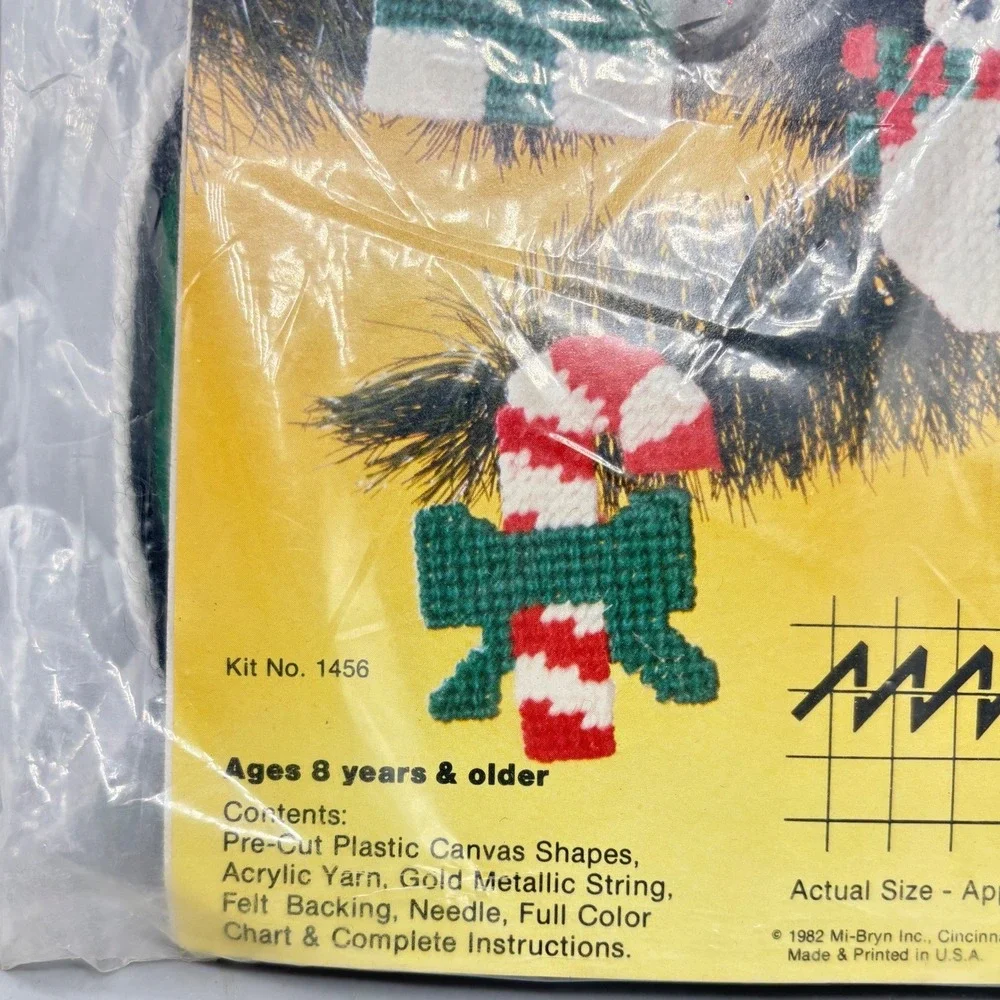 Vintage 1982 Kellys Christmas Kits Plastic Canvas Ornament Kit Snowman Gift 1456